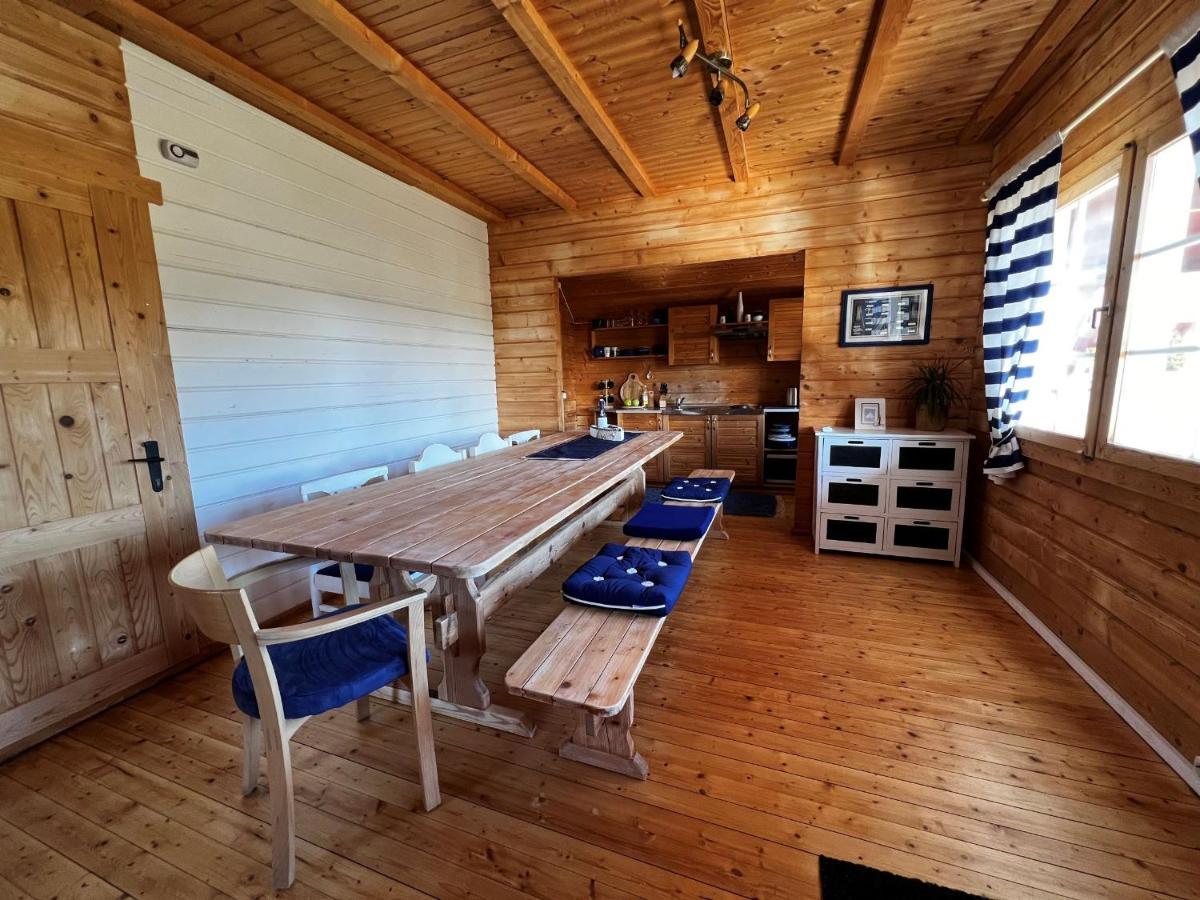 Merejussi Puhkemajad Parna Exteriör bild